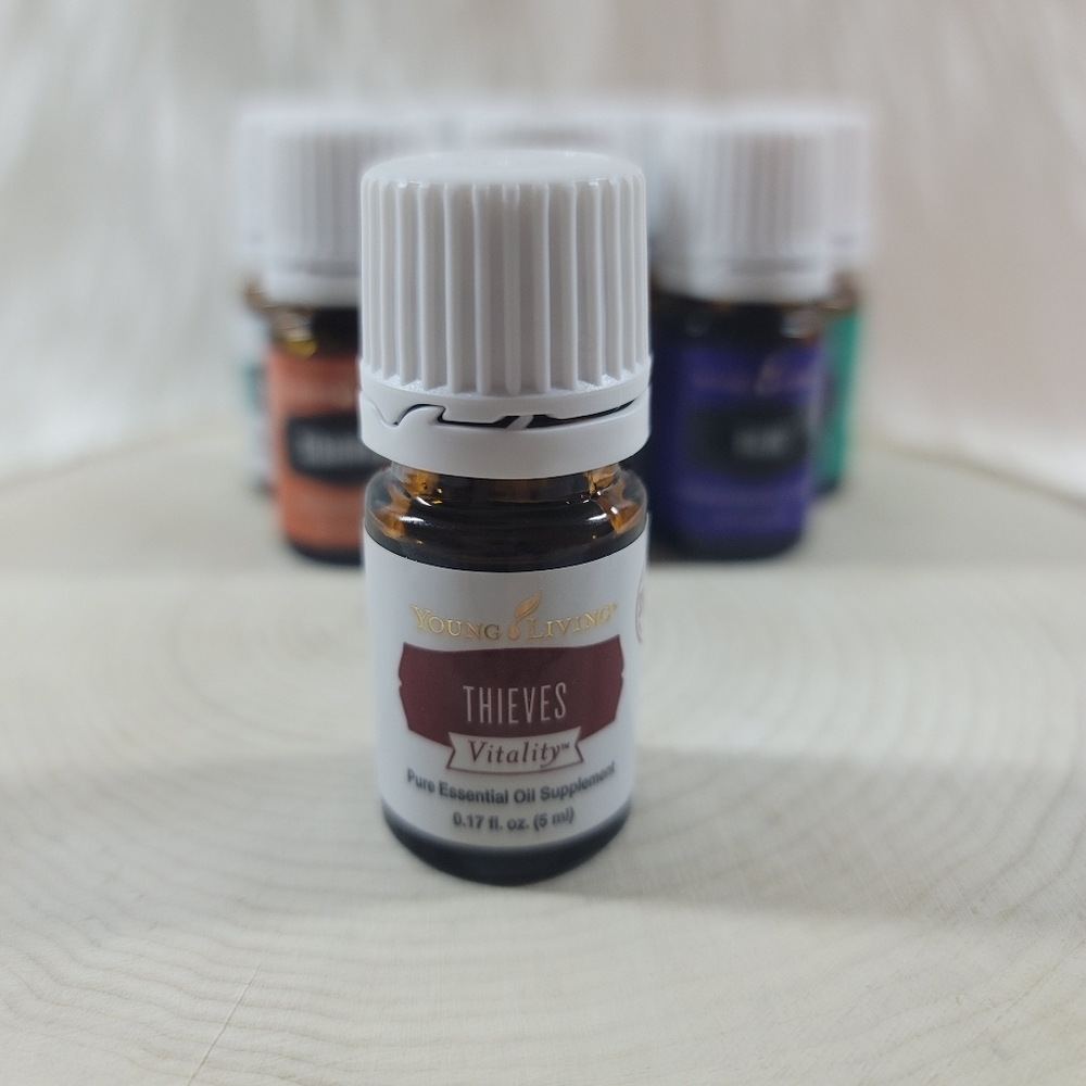Young Living 5ml Thieves Vitality Oil - NEW